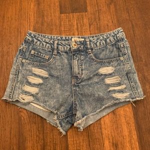 Mudd Junior Size 5 High Rise Acid Wash Cut Off Distressed Shorts